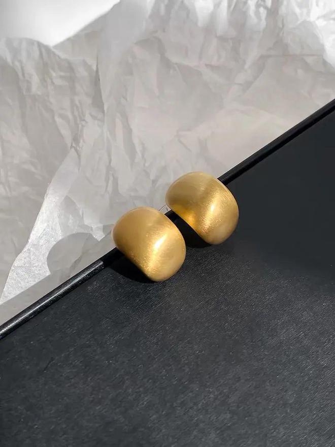 贵耳环惊艳住了谁戴都好看！瓦利棋牌被这10对中古富(图13)
